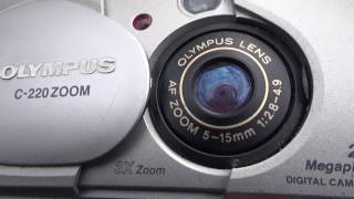 Olympus CAMEDIA C220 Zoom [upl. by Annaili]