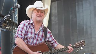 Mark Chesnutt in Critical Condition Country Stars Abrupt Show Cancellations Raise Alarm [upl. by Nydia]