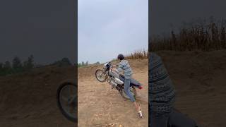 Es ladka na ki bike khadee 🚨🚨bike song splendermodification [upl. by Rovert890]