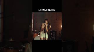 Moonlit floor live performance lisa [upl. by Hploda]