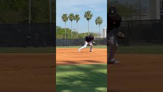 Gleyber Torres putting in work 💪 [upl. by Yentuoc]