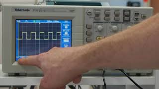 Basics of using an oscilloscope [upl. by Roskes]