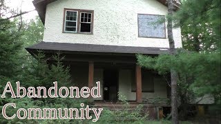 Abandoned Vacation Homes  Forgotten Summer Getaway [upl. by Edahsalof]