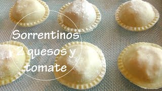 Hacer SORRENTINOS AMASADOS con PALOTE  2 QUESOS Y TOMATE SUPER SIN MAQUINA  Acqua Rosa Recetas [upl. by Cadmar]