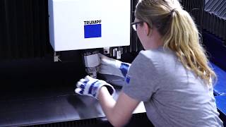 TRUMPF Laserschneiden TruLaser 1030 fiber – Robuste und wirtschaftliche Lasermaschine [upl. by Emaj797]