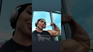 nataliya kuznetsova flexing huge biceps 💪 💓 [upl. by Dre164]