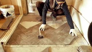 헤링본타일시공현관How to install herringbone tile floor [upl. by Aetnahs145]