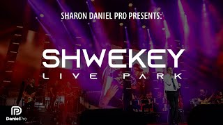 מחרוזת ישראלית  שוואקי לייב פארק  Israeli Medley  Shwekey Live Park [upl. by Ferino488]