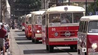 Zabytkowe autobusy przejechały przez Kraków [upl. by Oesile]