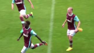 Outrageous 40 yard lob by 16 year old West Ham Utd baller Domingos Quina vs Leicester City U23s [upl. by Hyams]