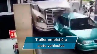 Captan momento en que tráiler embiste a Tsuru en caseta accidente deja 4 muertos [upl. by Solomon]