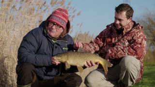 Visblad TV  Winterpennen op karper [upl. by Leirbma152]