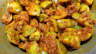 कच्चे टमाटर का चटपटा अचार  Green Tomato Pickle Recipe [upl. by Gillie118]