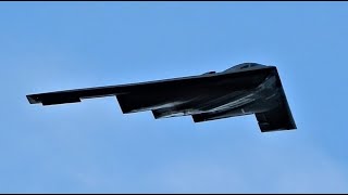 B2 Stealth Bomber Rose Parade amp Rose Bowl Flyover Pasadena California 2022 [upl. by Harbot789]