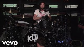 Kings Of Leon  Taper Jean Girl Live on Letterman [upl. by Upshaw]