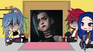 Jinx vi y caitlyn reaccionan a…jinx vi and caitlyn react to…  arcane react [upl. by Lorilyn]