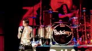 Buckcherry  Crazy Bitch Live  Crue Fest [upl. by Schapira]