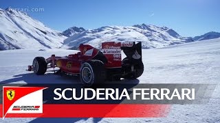 Passeggiata sulla neve  La Scuderia Ferrari a Livigno [upl. by Ludeman]