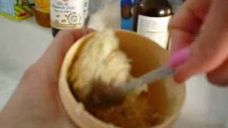 Tutorial SCRUB naturale al COCCO esfoliante e idratante per viso e corpo [upl. by Granville773]