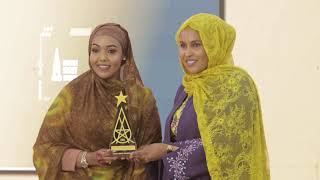 Dayax Dalnurshe  oo wacdaro Kadhigay  xaflada muqdisho night Awards  Muqdisho 2024 [upl. by Atilrak465]