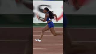 Perfect pass 😤 worldathleticschamps running sports usa relay [upl. by Iver679]