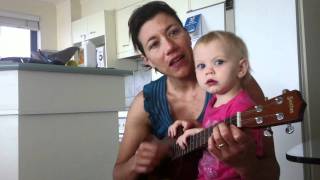 Naomi and Layla sing Willoughby Wallably Woo by Raffi [upl. by Sualk]