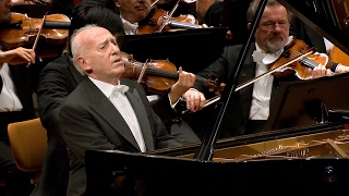 Johannes Brahms  Piano Concerto No 1 in D minor Op 15  Maurizio Pollini [upl. by Piefer]