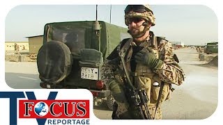 Einsatz in Afghanistan Der Alltag von deutschen Bundeswehrsoldaten  Focus TV Reportage [upl. by Ynnatirb]