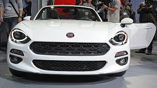 Fiat 124 Spider LA 2015  Die erste Sitzprobe [upl. by Yssirc]