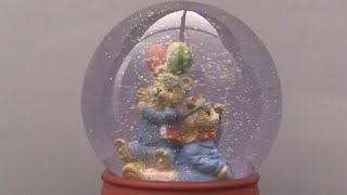 How To Make A Photo Snow Globe [upl. by Boswall]