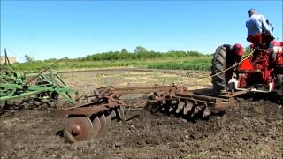 Working the Farmall 300 [upl. by Jacklyn]