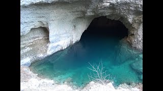 Les Sorgues Vaucluse  Le gouffre de Fontaine et ses mystères [upl. by Oiratnom813]