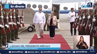 El presidente Bernardo Arévalo arriba a Tapachula Chiapas para reunión con presidente de México [upl. by Annayek933]