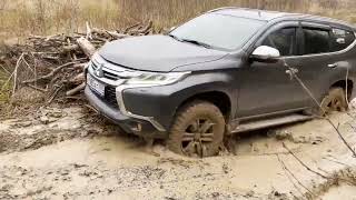 Off Road Pajero Sport 3 [upl. by Seugirdor]