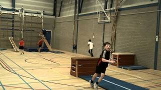 SRO  Freerunning in het basisonderwijs [upl. by Eshman493]