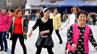 Chinas Loud and Obnoxious Square Dancing Aunties Are Super Annoying [upl. by Ateekal956]