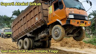 Seperti atraksi saat dump truk jemping tinggi [upl. by Atnwahsal215]