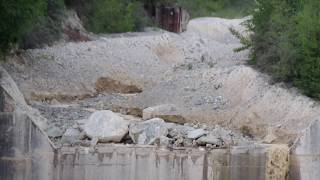 Illgraben 29052017  Lave torrentielle Murgang debris flow Part 1 minute 010 [upl. by Phippen348]