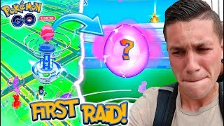 MY FIRST GYM RAID EVER IN POKEMON GO WHAT IS GYM RAIDING LIKE [upl. by Blatt731]