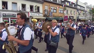 Schützenfest in Jüchen 2018  Aufmarsch zu Parade [upl. by Myke]