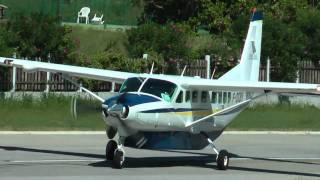 Difficult landing runway airstrip ST MAARTEN amp ST BARTHS AIRPORTS EXTREME [upl. by Tanaka555]