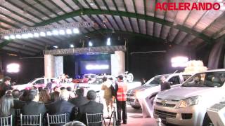 Lanzamiento Chevrolet DMax Diésel CRDI 30 Acelerando [upl. by Sanger]