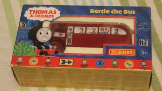 HD Thomas the Tank Engine  R9096 Hornby Bertie the Bus Review [upl. by Hildagarde]