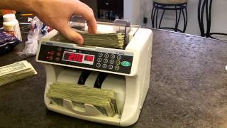 How to count over 300 1 bills in less than 30 seconds [upl. by Dippold]