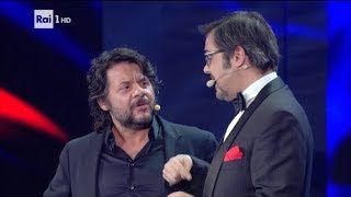 Gli sketch esilaranti di Lillo e Greg  Cavalli di battaglia 09062018 [upl. by Josefa960]