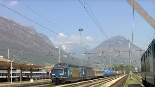 Manovre BLS  SBB Cargo a Domodossola  BLS and SBB Cargo locos manoeuvring in Domodossola [upl. by Ranita]