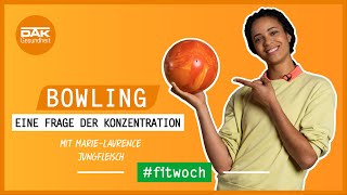 Bowling für Anfänger  fitwoch  DAKGesundheit [upl. by Templia]