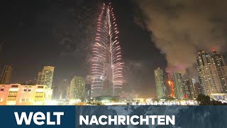 SILVESTERFEIERN 2022 ade  Die Welt begrüßt das neue Jahr 2023  WELT Live dabei [upl. by Mildred]