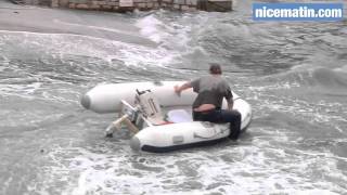 Villefranchesurmer ravagée par les vagues [upl. by Pol]