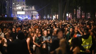 Tag der Arbeit Walpurgisnacht in Berlin verläuft weitgehend friedlich [upl. by Sharon]